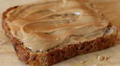 Board Bread Brown Butter Crumb  - Shutterbug75 / Pixabay