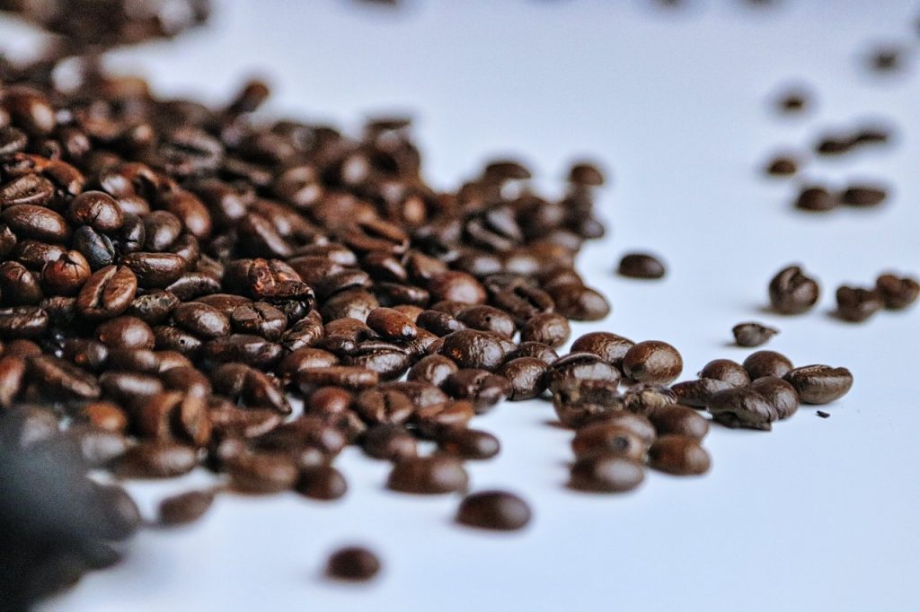 Coffee Beans Robusta Roast Aroma  - kr_sav / Pixabay