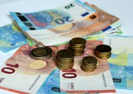 Euro Banknotes Coins Cents - _Alicja_ / Pixabay
