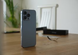 Iphone  Iphone Smartphone  - lukgehr / Pixabay