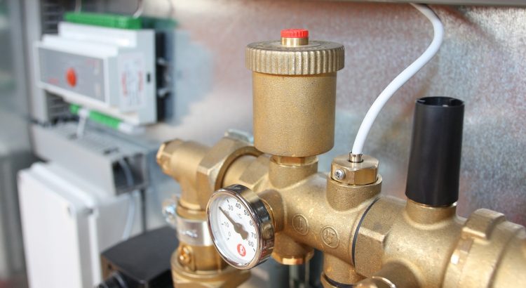 Valve Brass Heating Pump Plumber  - krenok43 / Pixabay