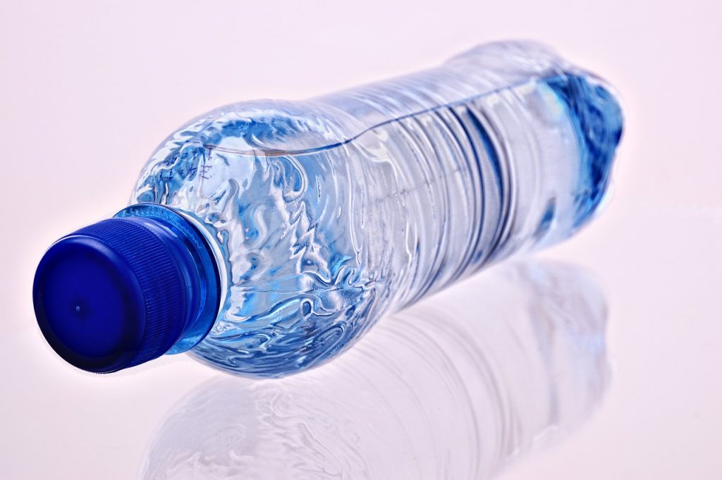 Water Bottle Bottle Of Water - ds_30 / Pixabay